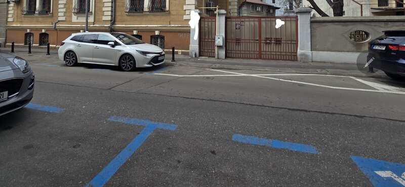 Vand apartament demisol vila Maria Rosetti cu Magheru,